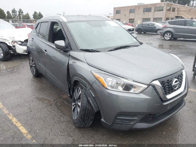 3N1CP5CU8KL549426 Nissan KICKS SV