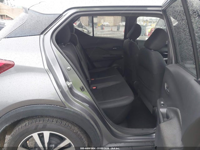 3N1CP5CU8KL549426 Nissan KICKS SV