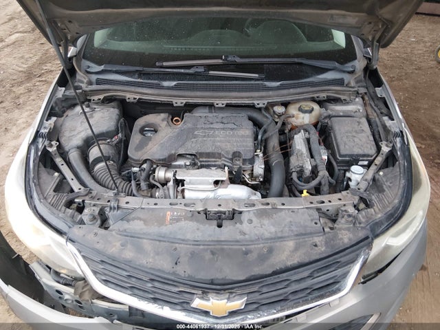 2017 CHEVROLET CRUZE 1G1BE5SM6H7221282 Photo 9