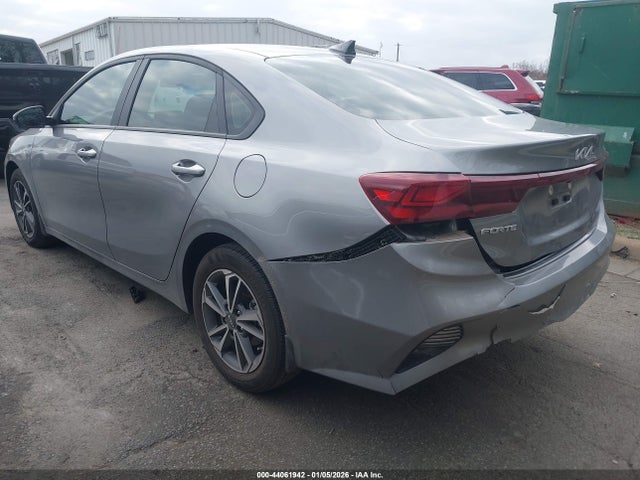 44061942 :رقم المزاد ، 3KPF24AD5RE706771 vin ، 2024 Kia Forte Lxs مزاد بيع