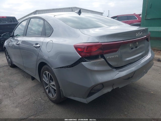 44061942 :رقم المزاد ، 3KPF24AD5RE706771 vin ، 2024 Kia Forte Lxs مزاد بيع