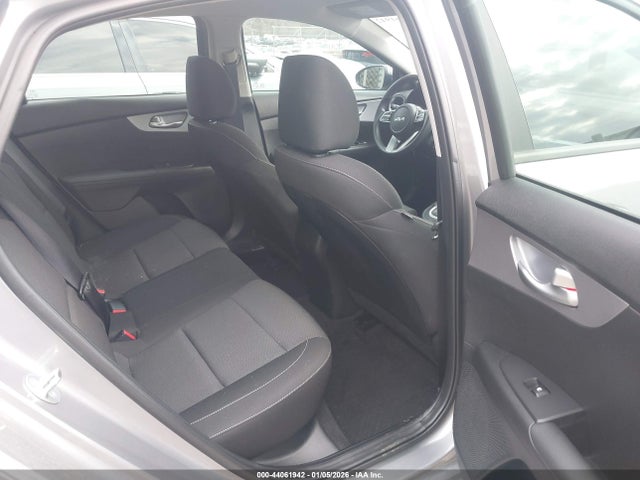 44061942 :رقم المزاد ، 3KPF24AD5RE706771 vin ، 2024 Kia Forte Lxs مزاد بيع