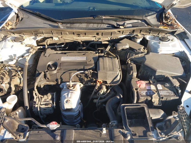1HGCR2F38FA244032 Honda ACCORD LX
