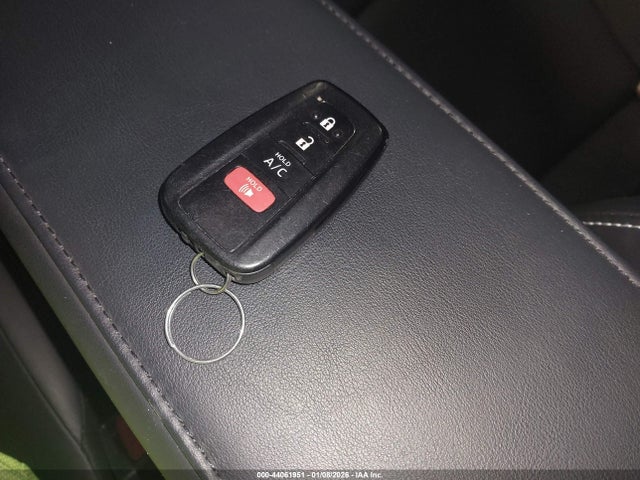 2021 TOYOTA PRIUS PRIME JTDKAMFP8M3178647 Photo 10