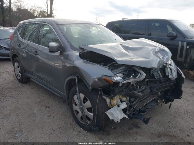Aukcja sprzedaży 2018 Nissan Rogue S, vin: KNMAT2MV0JP579772, numer aukcji: 44061968