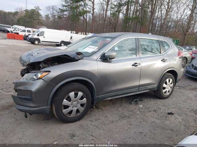 44061968 :رقم المزاد ، KNMAT2MV0JP579772 vin ، 2018 Nissan Rogue S مزاد بيع