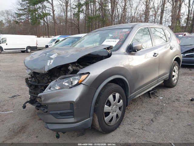44061968 :رقم المزاد ، KNMAT2MV0JP579772 vin ، 2018 Nissan Rogue S مزاد بيع