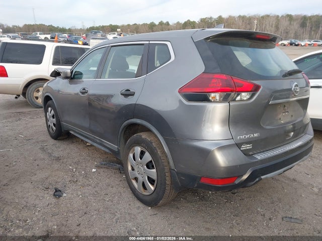 44061968 :رقم المزاد ، KNMAT2MV0JP579772 vin ، 2018 Nissan Rogue S مزاد بيع