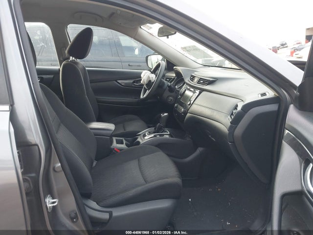 44061968 :رقم المزاد ، KNMAT2MV0JP579772 vin ، 2018 Nissan Rogue S مزاد بيع