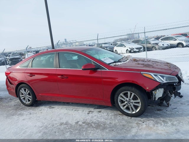 Hyundai SONATA SE 2015 5NPE24AF2FH189501 Image 13
