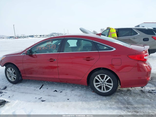 Hyundai SONATA SE 2015 5NPE24AF2FH189501 Image 14
