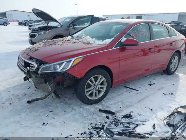 Hyundai SONATA SE 2015 5NPE24AF2FH189501 Image 2