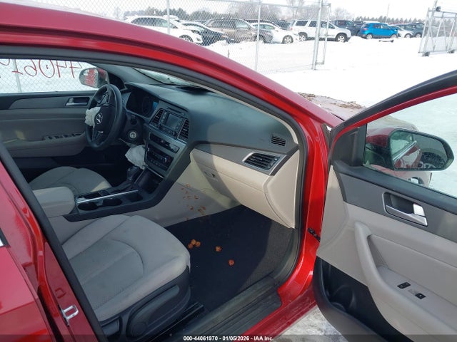 Hyundai SONATA SE 2015 5NPE24AF2FH189501 Image 5