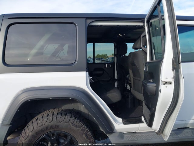 1C4HJXDG3MW693021 Jeep Wrangler Unlimited Willys 4x4