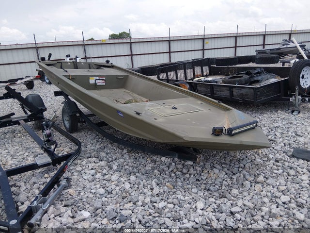 Продаж на аукціоні авто 2024 Tracker Other, vin: BUJ74559C424, номер лоту: 44062007