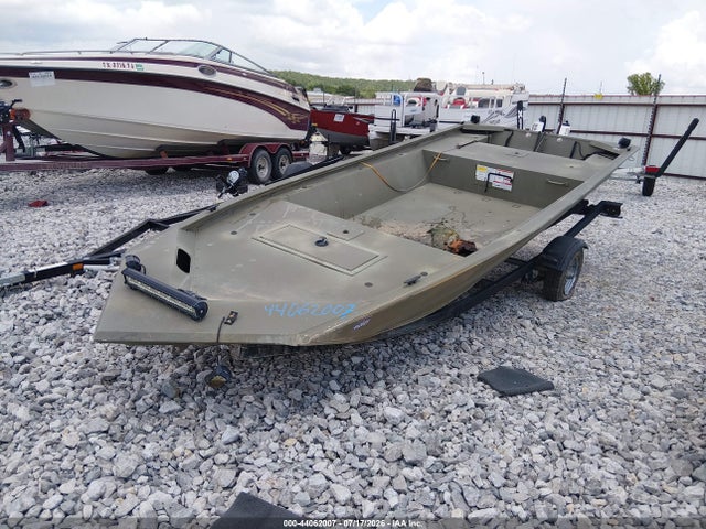 Продаж на аукціоні авто 2024 Tracker Other, vin: BUJ74559C424, номер лоту: 44062007