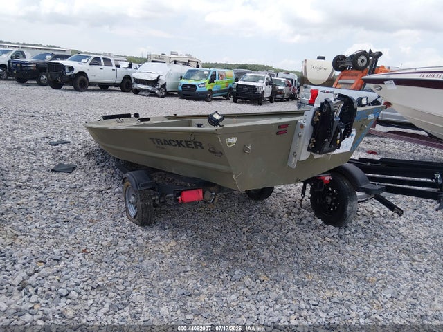Продаж на аукціоні авто 2024 Tracker Other, vin: BUJ74559C424, номер лоту: 44062007