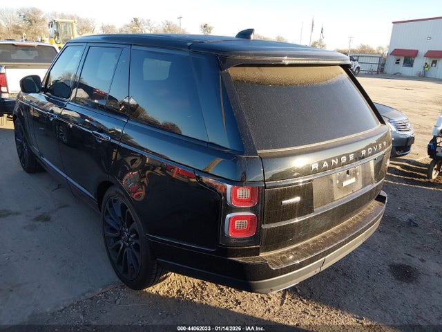 2018 LAND ROVER RANGE ROVER SALGV2RE8JA390229 Photo 2