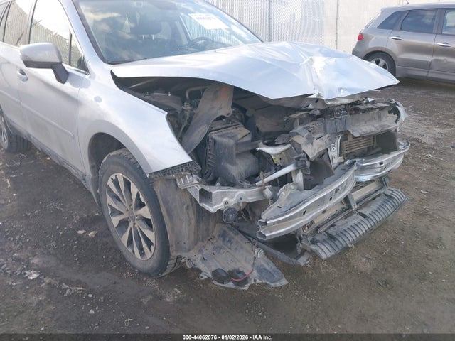 4S4BSENC6H3211888 Subaru Outback 3.6r Limited