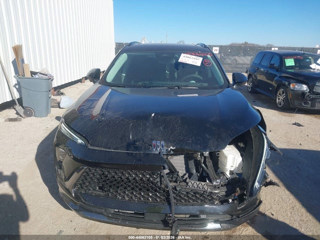 2025 Buick Envision Sport Touring Awd მანქანა იყიდება აუქციონზე, vin: LRBFZLE41SD057637, აუქციონის ნომერი: 44062105