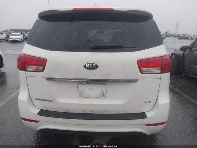 Продажа на аукционе авто 2018 Kia Sedona Lx, vin: KNDMB5C11J6373107, номер лота: 44062113
