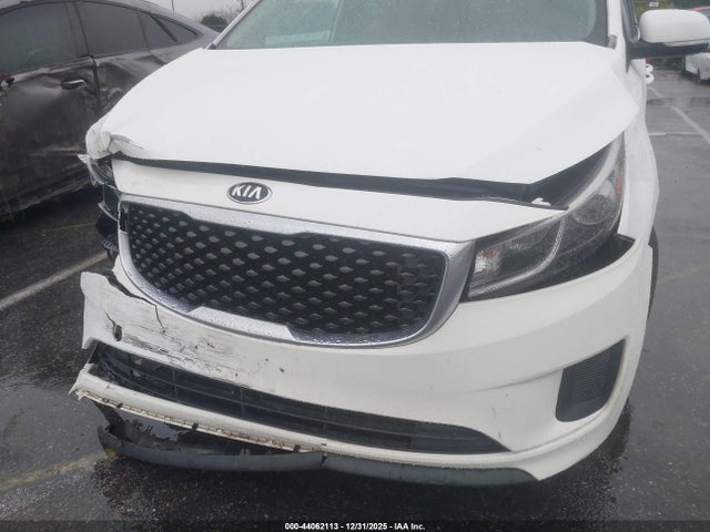 Продажа на аукционе авто 2018 Kia Sedona Lx, vin: KNDMB5C11J6373107, номер лота: 44062113