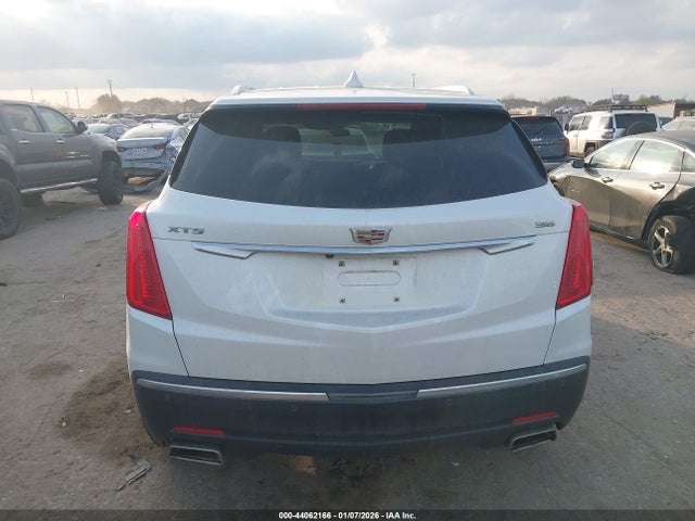 44062166 :رقم المزاد ، 1GYKNCRS2KZ204050 vin ، 2019 Cadillac Xt5 Luxury مزاد بيع