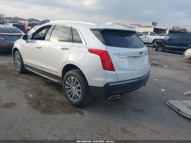 44062166 :رقم المزاد ، 1GYKNCRS2KZ204050 vin ، 2019 Cadillac Xt5 Luxury مزاد بيع