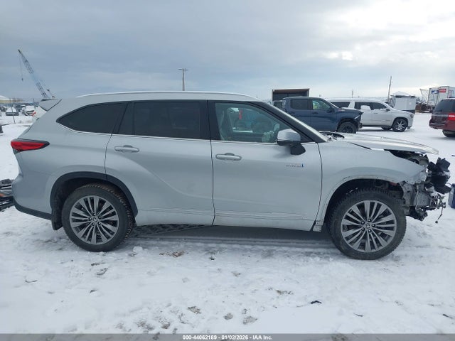 Toyota Highlander Hybrid Platinum 2020 5TDEBRCH7LS003369 Image 14