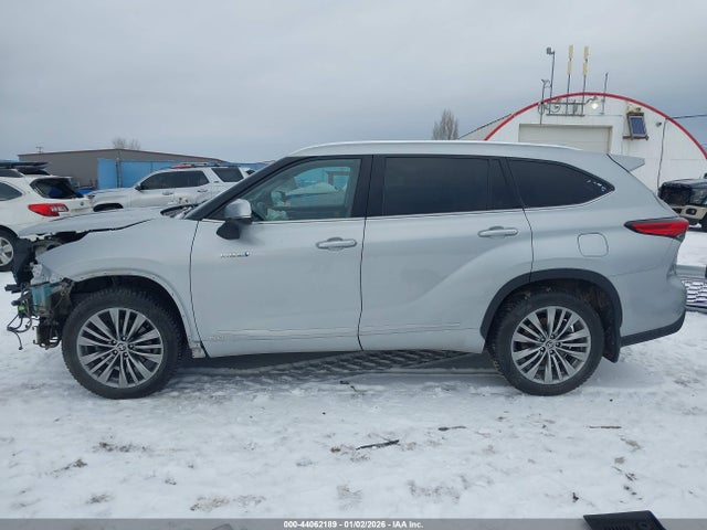 Toyota Highlander Hybrid Platinum 2020 5TDEBRCH7LS003369 Image 15