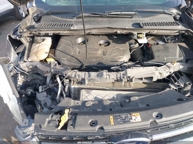 1FMCU9J94EUB71011 Ford Escape Titanium