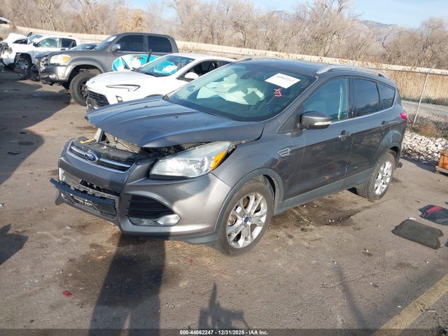 1FMCU9J94EUB71011 Ford Escape Titanium