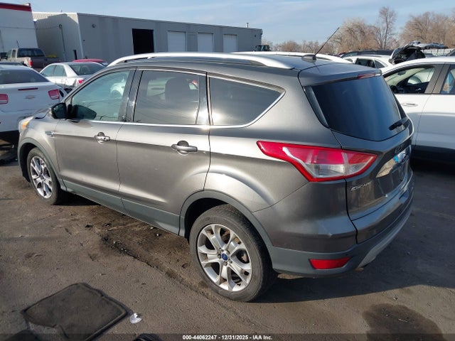 1FMCU9J94EUB71011 Ford Escape Titanium