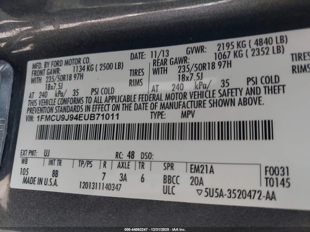 1FMCU9J94EUB71011 Ford Escape Titanium