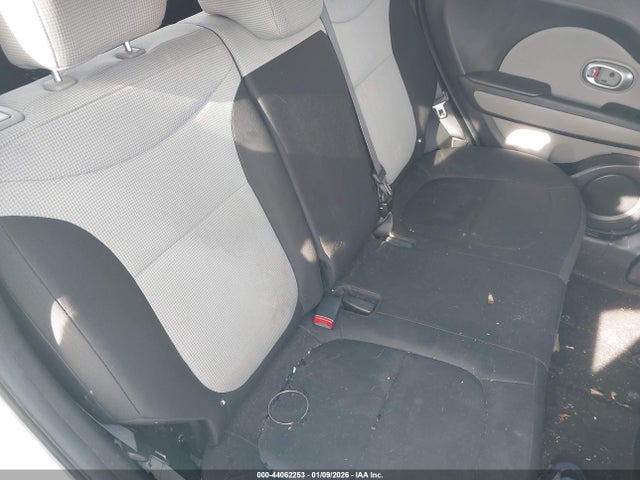 Aukcja sprzedaży 2015 Kia Soul, vin: KNDJN2A28F7149922, numer aukcji: 44062253