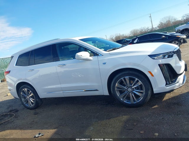 1GYKPDRS4NZ127864 Cadillac Xt6 Awd Premium Luxury