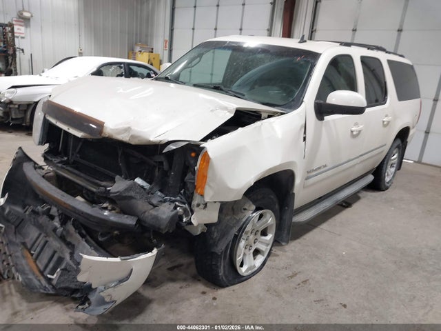 2011 GMC YUKON XL 1500 1GKS2KE33BR224917 Photo 1