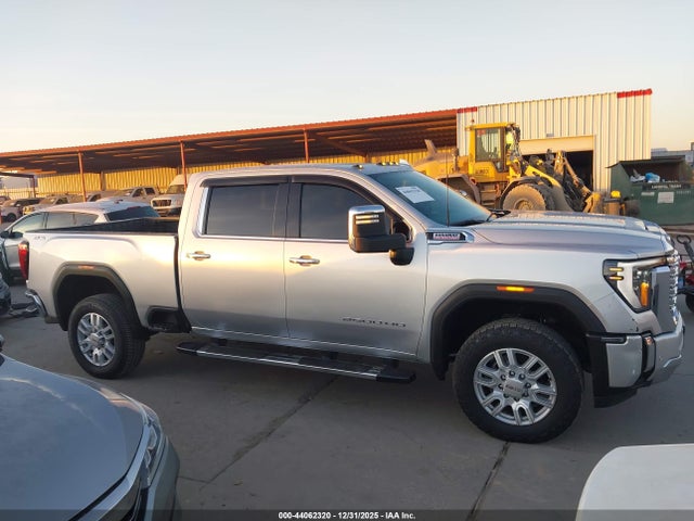 44062320 :رقم المزاد ، 1GT49NEY5MF284246 vin ، 2021 Gmc Sierra 2500hd مزاد بيع