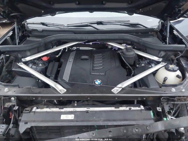 2021 BMW X5 5UXCR6C00M9F52036 Photo 9