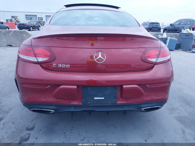 2017 Mercedes-benz C 300 მანქანა იყიდება აუქციონზე, vin: WDDWJ4JB2HF353613, აუქციონის ნომერი: 44062374