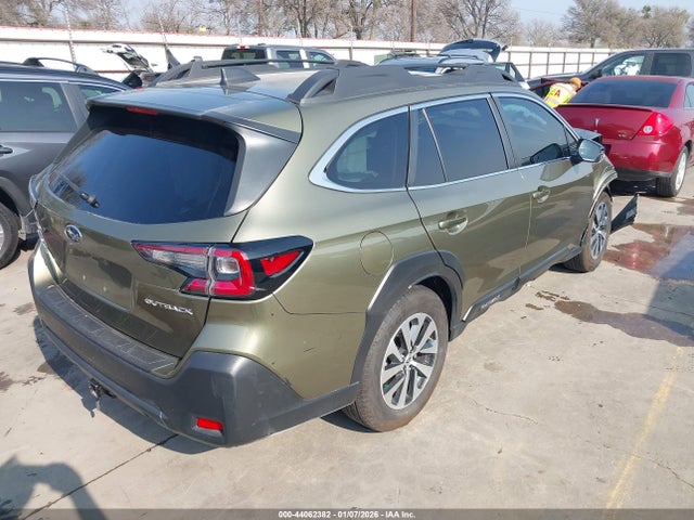 44062382 :رقم المزاد ، 4S4BTAFC7S3135979 vin ، 2025 Subaru Outback Premium مزاد بيع