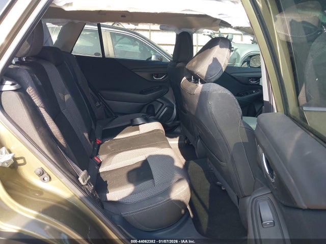 44062382 :رقم المزاد ، 4S4BTAFC7S3135979 vin ، 2025 Subaru Outback Premium مزاد بيع