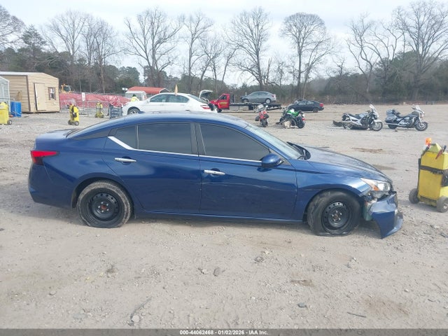 1N4BL4BV3KC132077 Nissan Altima 2.5 S