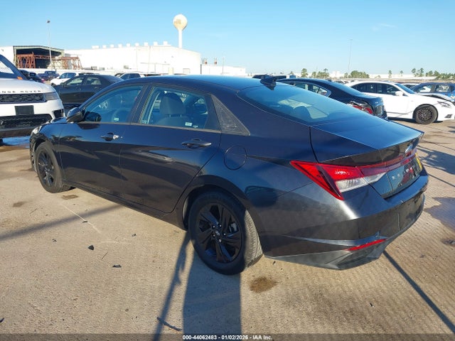 2021 HYUNDAI ELANTRA 5NPLM4AG3MH052378 Photo 2