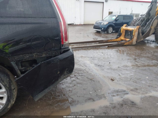 2017 CADILLAC ESCALADE ESV 1GYS4JKJ8HR183884 Photo 5