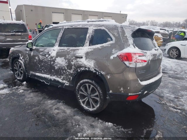 JF2SKAUCXLH403701 Subaru Forester Limited