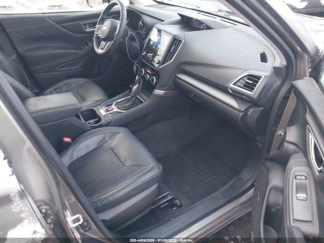 JF2SKAUCXLH403701 Subaru Forester Limited
