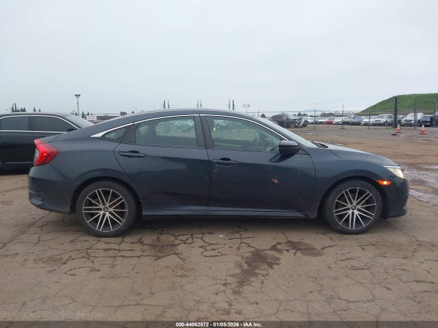 Honda Civic Lx 2018 2HGFC2F54JH584983 Image 13