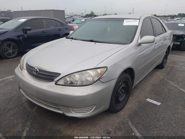 2005 TOYOTA CAMRY 4T1BE30K25U069605 Photo 5