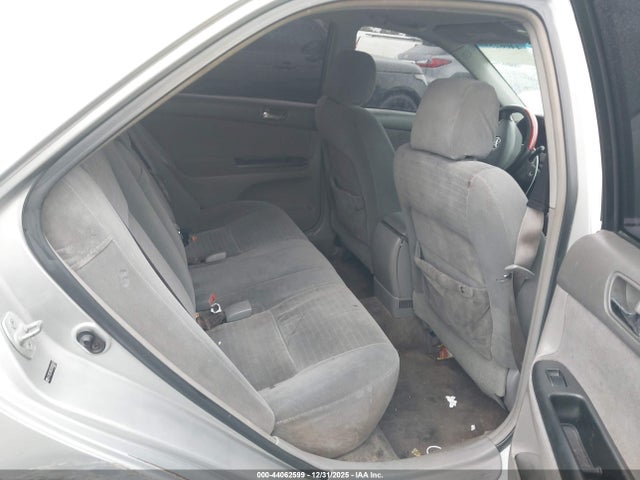 2005 TOYOTA CAMRY 4T1BE30K25U069605 Photo 7